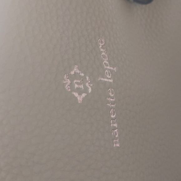 Purse - Picture 2 of 4